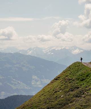 Aussichtsreich hoch über dem Zillertal
