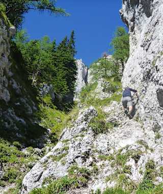 Aufstieg auf den Uschowa