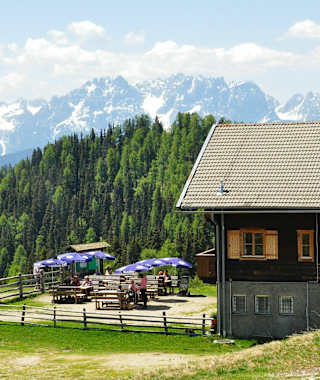 Aus dem Astental aufs Sadnighaus und zur Kröllalm und ins Astner Moos