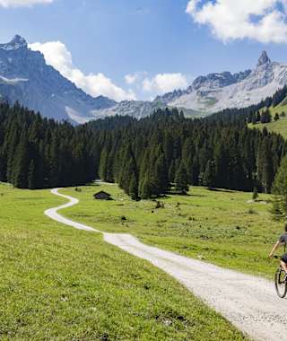 Ein schöneres Panorama hätte sich kein Landschaftsmaler ausdenken können.