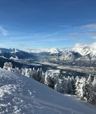 Aussicht ins Inntal beim Anstieg auf den Patscherkofel