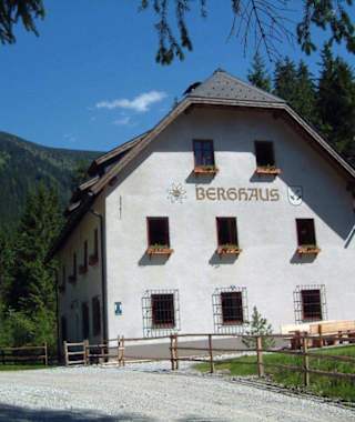 Berghaus in der Walchen