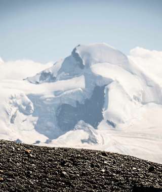 Hochalpine Gletscherwelt auf der Bikeroute Gletscherseewjini