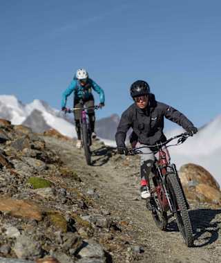 Der atemberaubende Hohsaas Trail im Wallis
