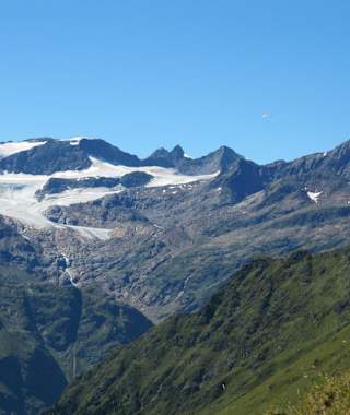 Blick auf Zuckerhütl und Wilden Freiger
