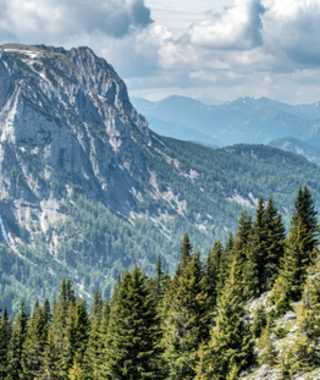 Blick vom Geiger ins Gesäuse, Kalte Mauer