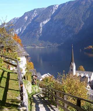 Blick auf Hallstatt und den Hallstätter See