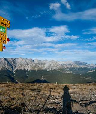 Der Murtersattel bietet einen wunderbaren Ausblick über das Ofenpassgebiet. Rechts der Munt la Schera.