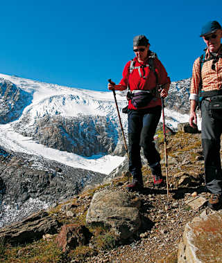Höhenwandern im Bann des Sulzenauferners.