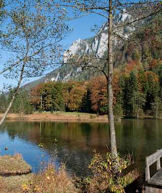 Inzell/Chiemgau im Herbst - der idyllisch gelegene Falkensee