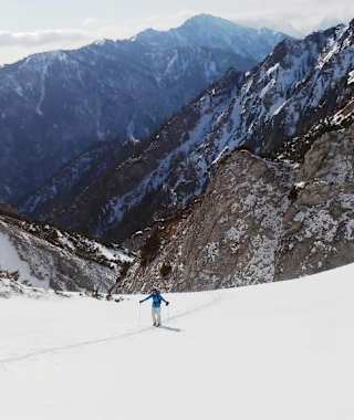Aufstieg durch das weite Kar