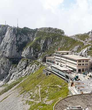 Blick vom Esel über Pilatus-Kulm zum Oberhaupt