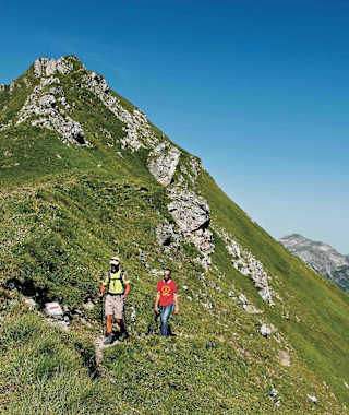 Unsere Auftaktetappe zur Lindauer Hütte besticht als veritable Höhenwanderung.