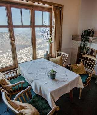 Die Einkehr im Predigtstuhl-Restaurant ist unbedingt empfehlenswert.