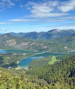 Blick auf den Silvensteinsee im Karwendel