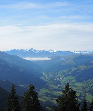 Blick bis zu den 3000ern der Hohen Tauern