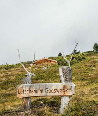 Am Weg zur Latschenalm