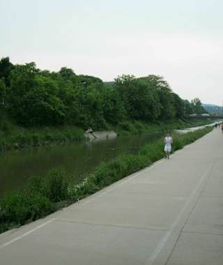 Start in Hütteldorf am Wienflussweg