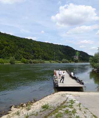 In Matting gelangt man dank Seilfähre ans andere Donauufer.