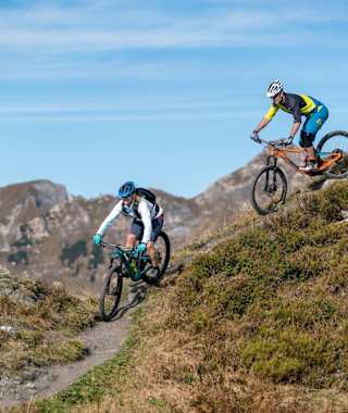 Vom Fulseck führt ein rasanter Singletrail hinunter ins Großarltal.