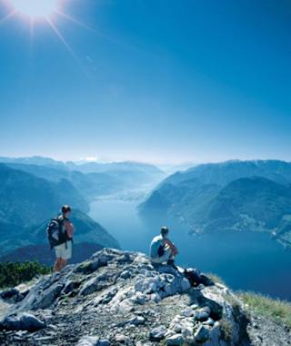 Am Traunstein mit Blick ins Tal