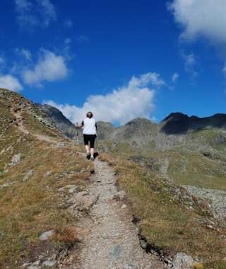 Wanderung zur den Neualplseen