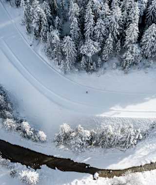 Neuschnee in Leutasch - Snowfarming-Loipe am Alpenbad