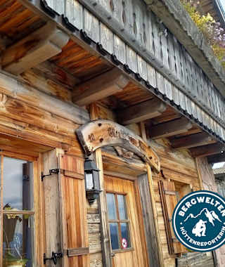 Die Öttenbacheralm bietet eine schöne Einkehrmöglichkeit.