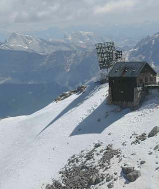Das Rifugio Capanna Fassa auf dem Piz Boè