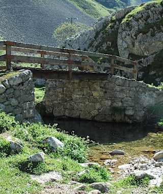 Puente Colines