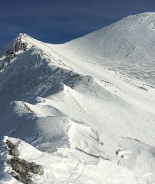 Gipfelhang: die abgeblasene Südwestflanke des Scheiblingsteins