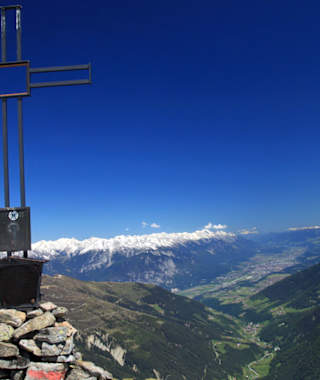 Gipfelkreuz Freihut in Tirol
