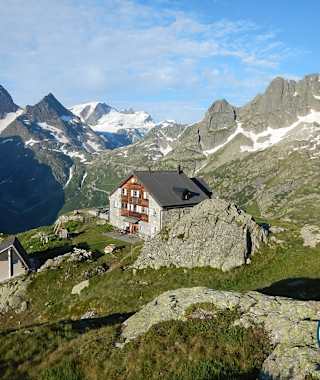 Die Sustlihütte auf 2.257 m.