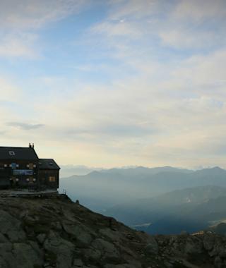Die Teplitzer Hütte in toller Aussichtslage