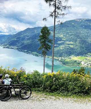 Tolle Aussicht auf den Ossiacher See von der Ossiacher Tauern Tour.