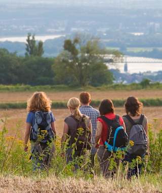 Saynsteig Meisenhof Blick auf Rhein