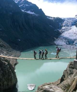 Triftbrücke - abenteuerliche Überquerung