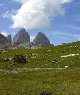 Letzter Blick zur Drei-Zinnen-Hütte zurück
