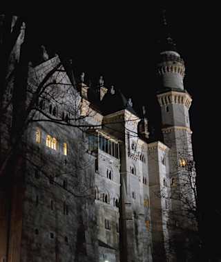 Das Schloss Neuschwanstein (März, 19.27 Uhr, 5 sec, f7,1, F30 mm).