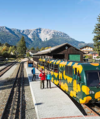 Bahnhof in Puchberg am Schneeberg mit Zahnradbahn