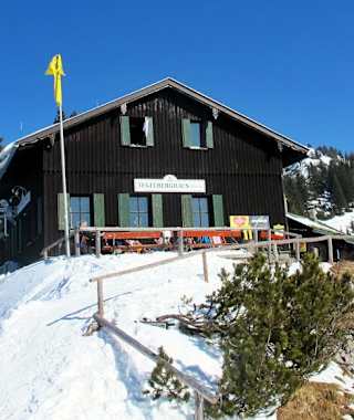 Die wöchtenlichen Skitourenabende finden im Tegelberghaus statt. 