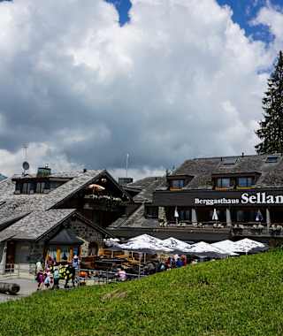 Toggenburger Höhenweg Etappe 1 Berggasthaus Sellamatt