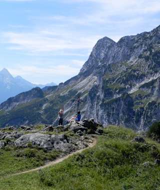 Die mächtigen Südabstürze des Berchtesgadener Hochthrons vom Salzburger Nachbar