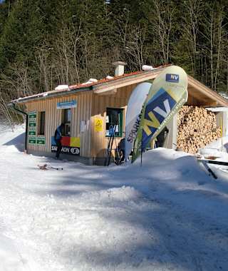 Loipengebäude beim Feistritzsattel