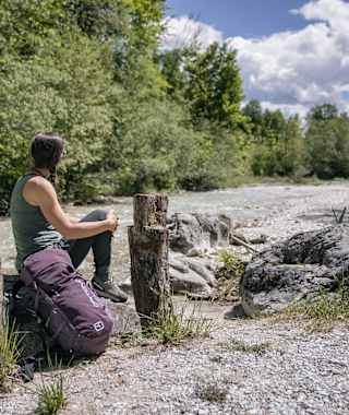 Rast am Fluss - Weg der Achtsamkeit
