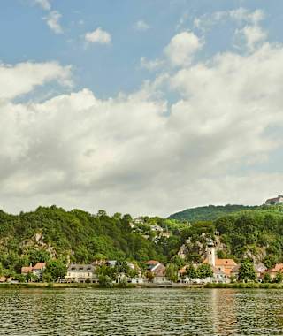 Blick Richtung Marbach an der Donau - im Hintergrund Maria Taferl
