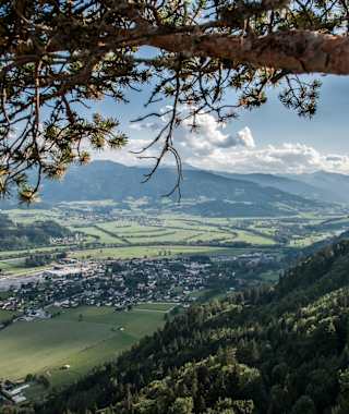 Ausblick vom Fürstensteig ins Ennstal