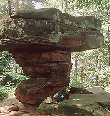 Der konditionell fordernde Wanderweg führt einen durch das Wunder Natur.