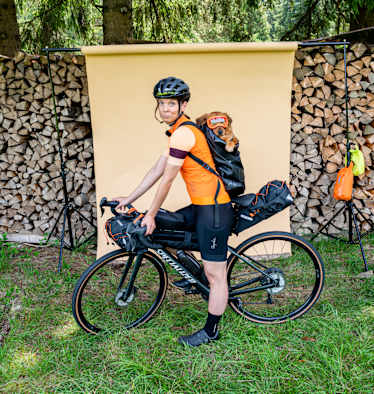 Bikepacking ist populär wie nie – Dogpacking zumindest bei unserer Autorin angesagt