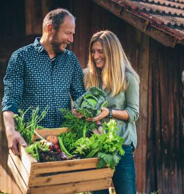 Tom Burger und Evelyn Matejka von der Franz-Fischer-Hütte kochen vegan